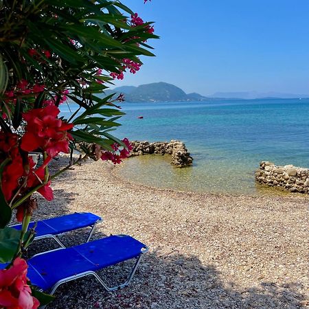 Kohyli Beachfront House Agia Pelagia Chlomou Exterior photo